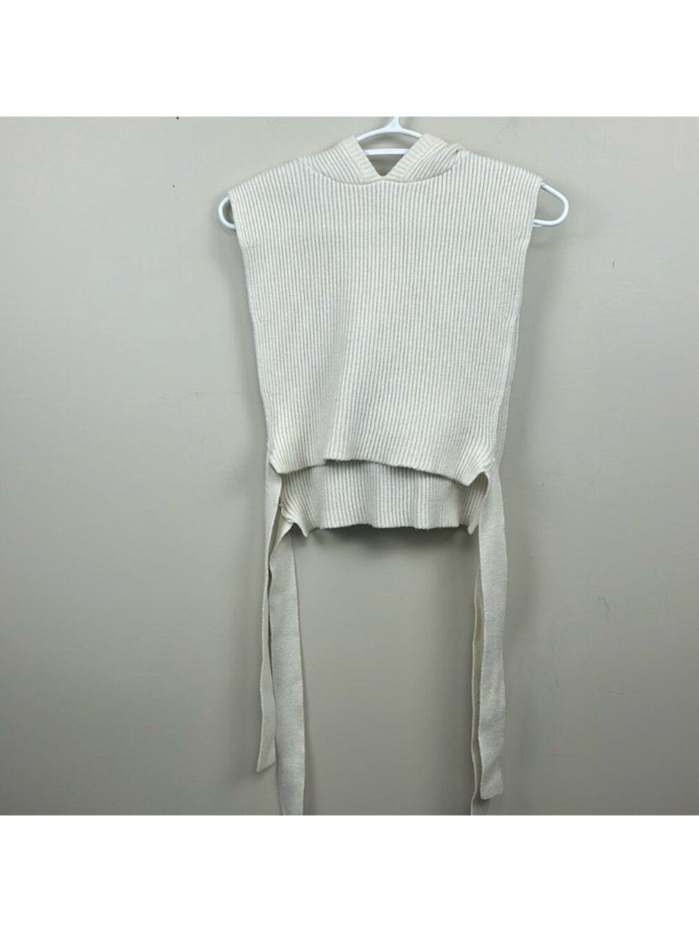 MAJE ivory knit hooded vest one size Euc